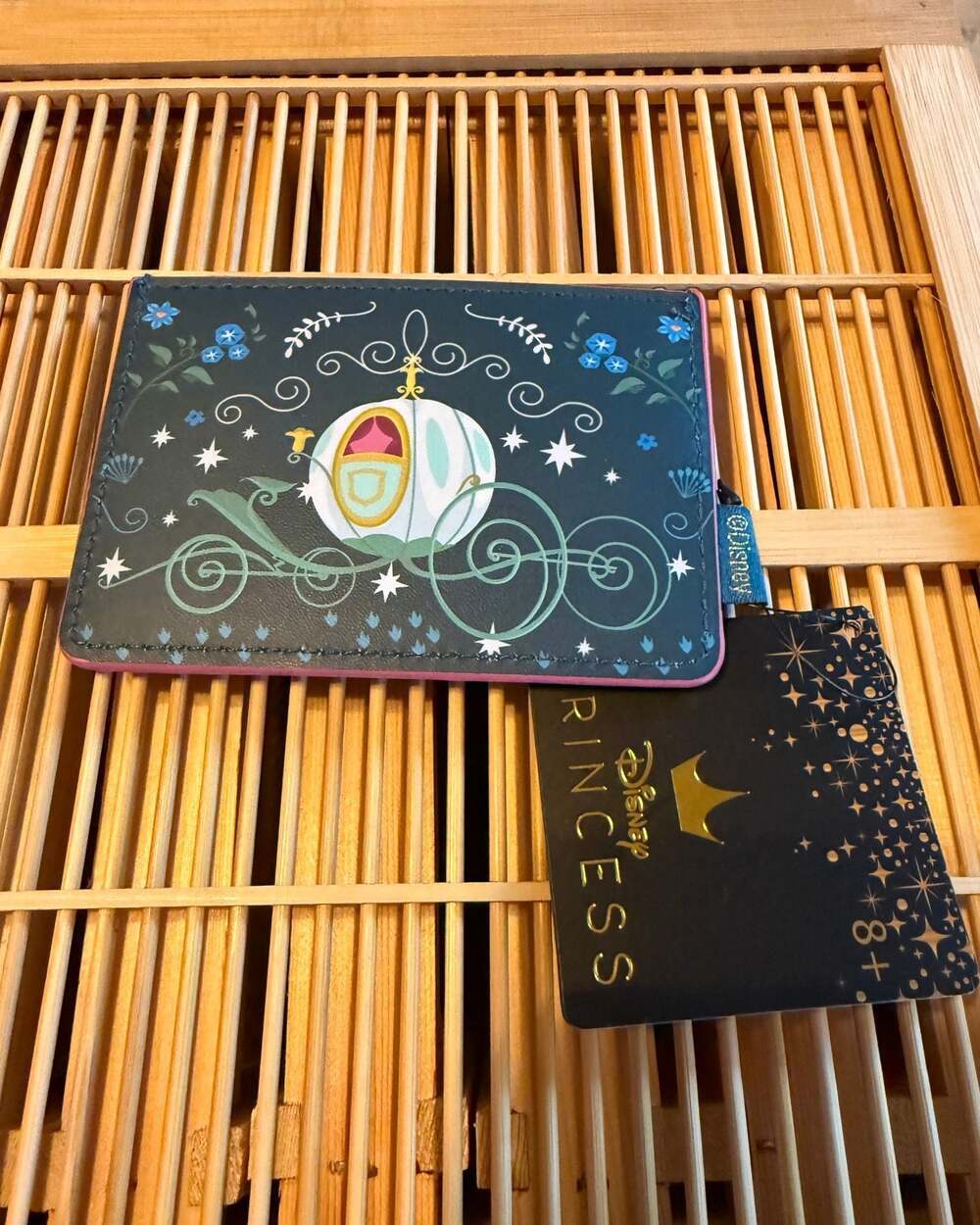 Loungefly Disney Cinderella Storybook Cardholder Sewing Mice Jaq Gus Carriage